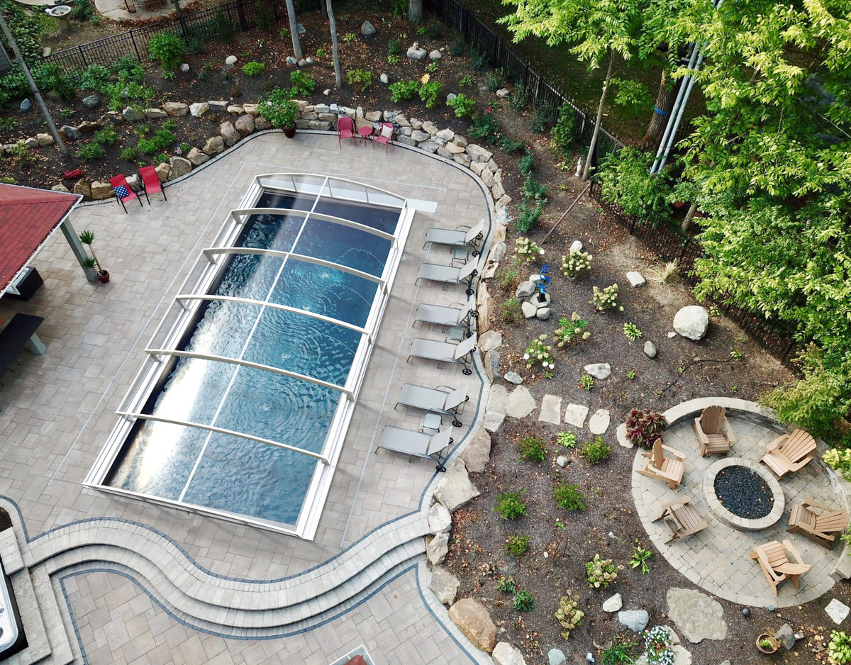 Pool enclosure seen from above